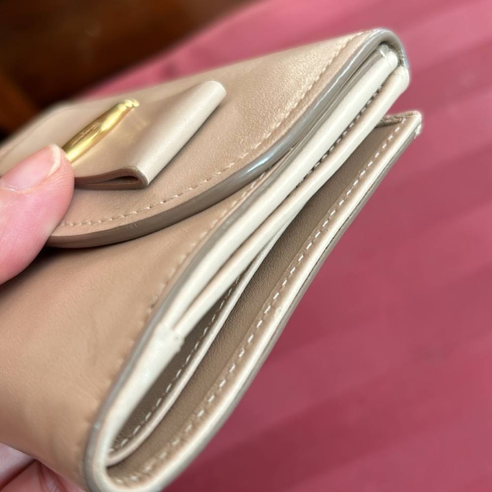 SALVATORE FERRAGAMO WALLET - Picture 9 of 9